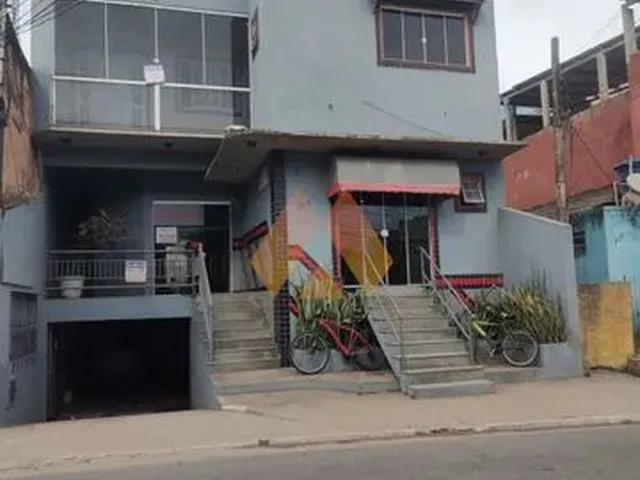 Imagem: O apartamento possui 2 Dormitórios, 1 Suíte, 2 Banheiros,