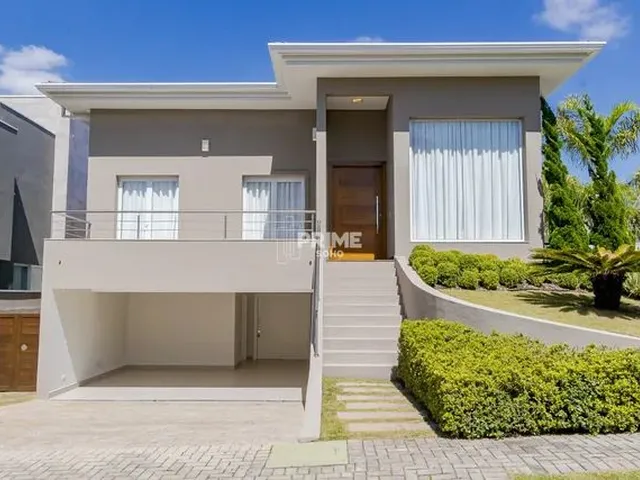 Imagem: Casa em Condomínio Fechado - 04 Suítes