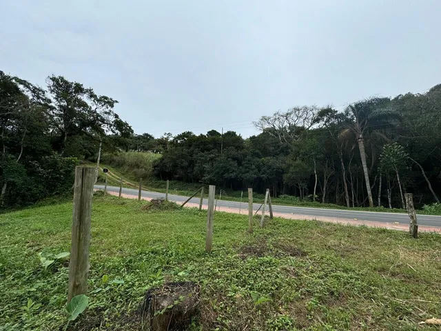 Imagem: O terreno possui 360m² de Área e está localizado em