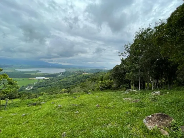 Imagem 6: Terreno na Garopaba, com linda vista ao mar
