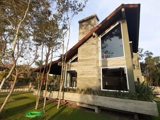Imagem: Casa Alto Padrão em Condomínio à Venda