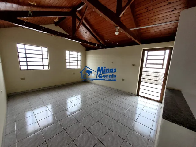 Imagem: Sobrado para Locação com 3 Quartos Salão