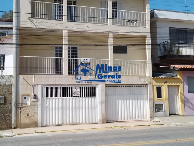 Imagem 1: Sobrado à Venda no Sul de Minas - 3 Dormitórios - Garagem e Portão Automático