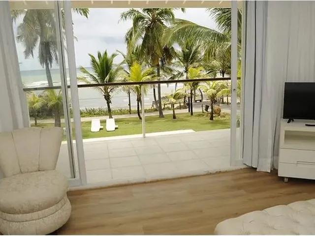 Imagem 2: Apartamento 1.060 Mts² com 6/4, 6 Suítes em Busca-Vida - Camaçari