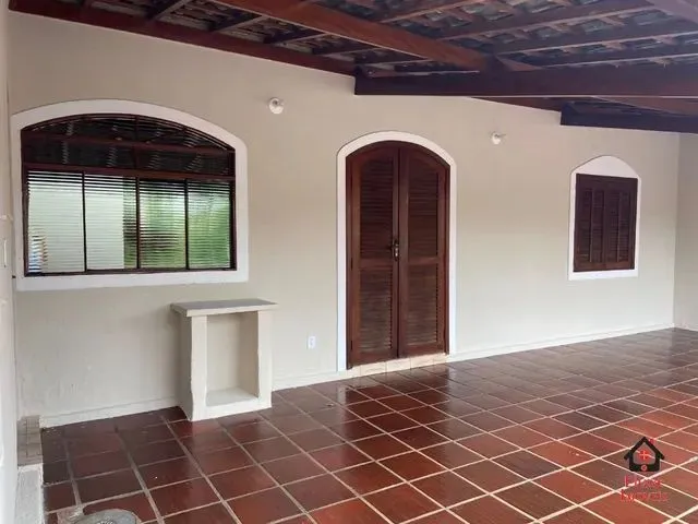 Imagem: Casa com 2 Dormitórios À Venda, 70 M²