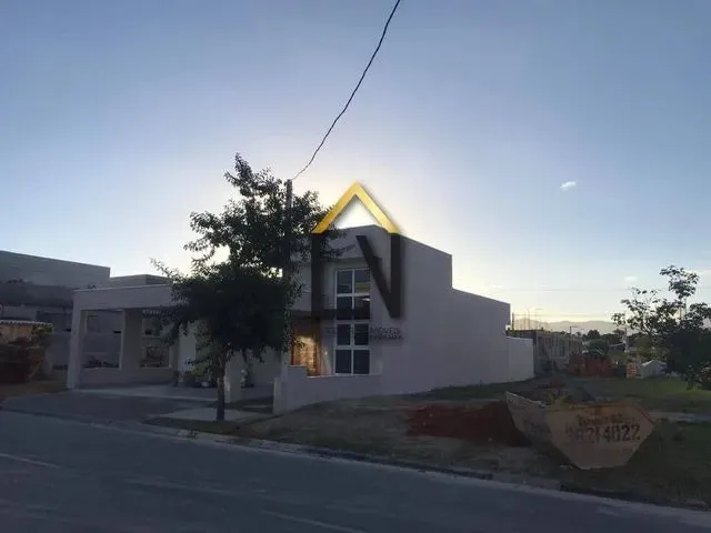 Imagem: A casa possui 2 Dormitórios, 3 Suítes, 3 Banheiros, 4
