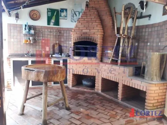Imagem: Casa com 3 Dormitórios À Venda, 213 M²