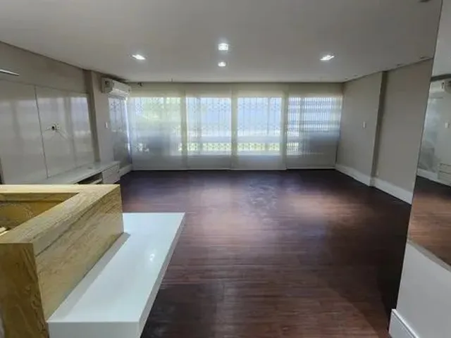 Imagem: Flat Finamente Decorado a Venda, 2 Suítes