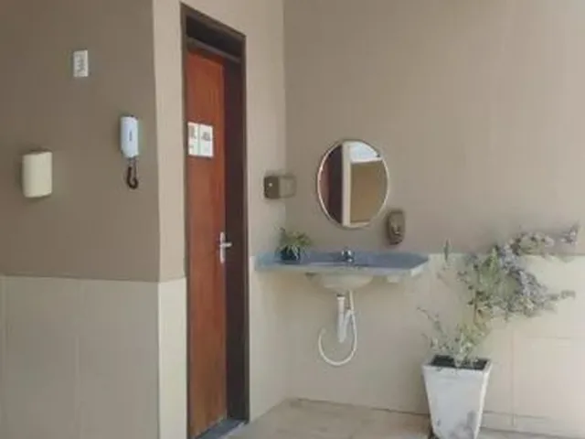 Imagem 2: Casa com 3 Quartos na Lagoa Redonda. - Ca49924