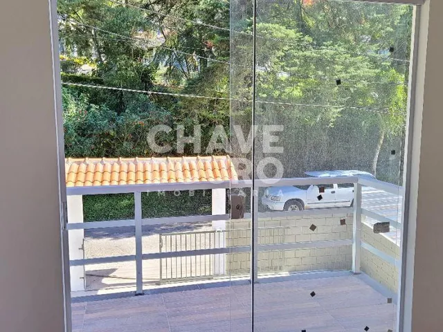 Imagem 9: Casa independente, nova e com 4 Suítes, para venda na Granja Guarani em Teresópolis RJ