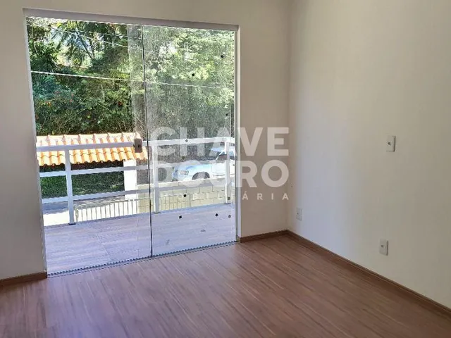 Imagem 6: Casa independente, nova e com 4 Suítes, para venda na Granja Guarani em Teresópolis RJ