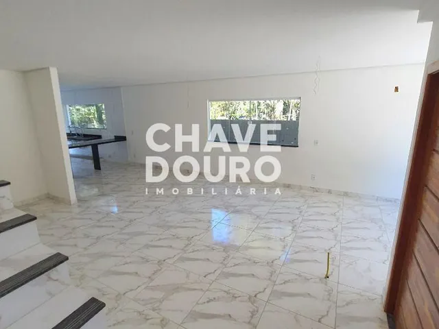 Imagem 7: Casa independente, nova e com 4 Suítes, para venda na Granja Guarani em Teresópolis RJ