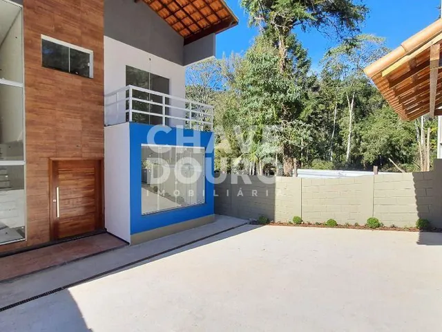 Imagem 16: Casa independente, nova e com 4 Suítes, para venda na Granja Guarani em Teresópolis RJ