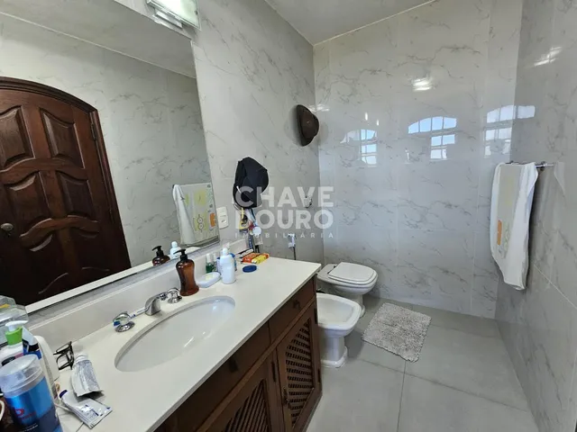 Imagem 11: Viva o Luxo com Vistas Deslumbrantes: Propriedade Única de 733m² em Teresópolis