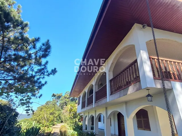 Imagem 16: Viva o Luxo com Vistas Deslumbrantes: Propriedade Única de 733m² em Teresópolis