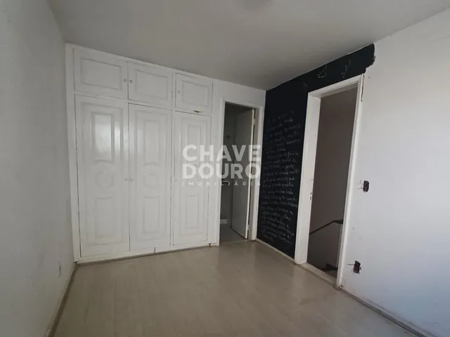 Imagem 14: Casa em Condomínio com 4 Quartos (2 suítes) no Alto, Teresópolis