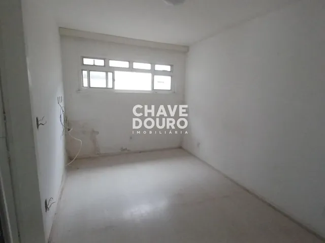 Imagem 8: Casa em Condomínio com 4 Quartos (2 suítes) no Alto, Teresópolis