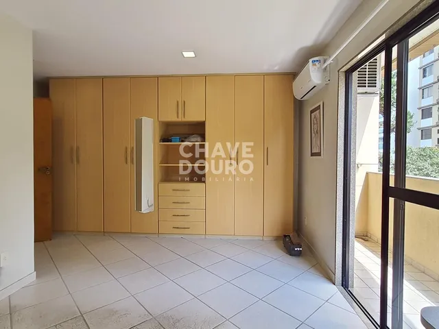 Imagem 15: ALUGUEL - Apartamento de 2 Quartos (sendo 1 suíte com varanda) + Dependência e 1 Vaga