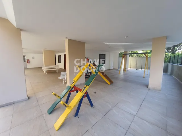 Imagem 2: ALUGUEL - Apartamento de 2 Quartos (sendo 1 suíte com varanda) + Dependência e 1 Vaga