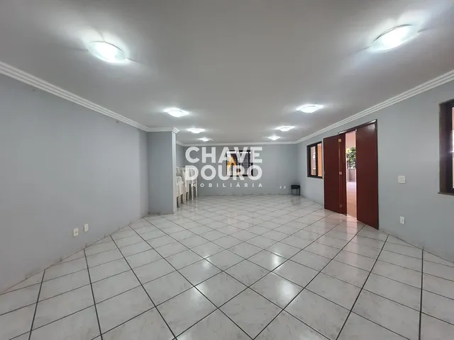 Imagem 8: ALUGUEL - Apartamento de 2 Quartos (sendo 1 suíte com varanda) + Dependência e 1 Vaga