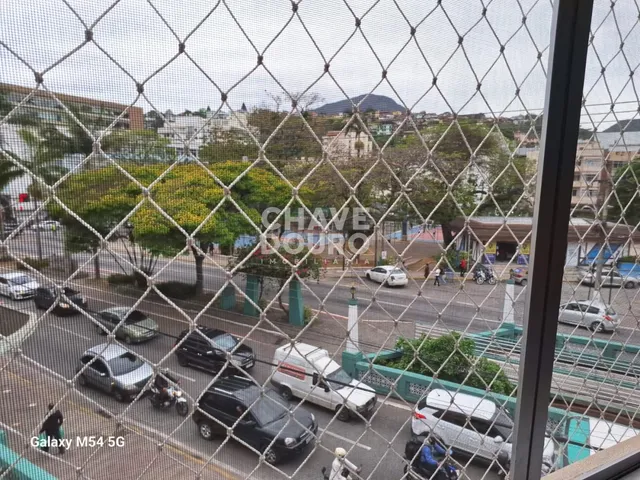Imagem 11: Apartamento todo reformado no centro com porteira fechada!