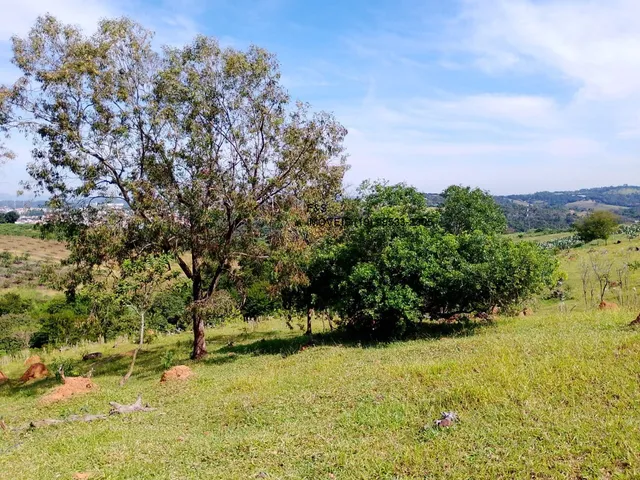 Imagem 5: Sítio À Venda em Vinhedo-Sp, Bairro Monte Alegre, com 1 Quarto, 1 Banheiro e 90.000 M² de Área. Confira!