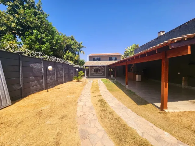 Imagem 5: SHA CONJUNTO 04 CASA LINDA COM 04 QUARTOS SENDO 03 SUÍTES ÁREA DE LAZER COM