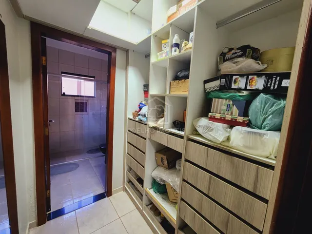 Imagem 6: SHA CONJUNTO 05 OPORTUNIDADE ÓTIMA CASA COM 03 SUÍTES E EXCELENTE ESPAÇO COM