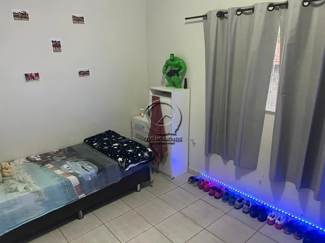 Imagem 9: OPORTUNIDADE: CASA COM 4 QUARTOS, SENDO 1 SUÍTE, AMPLA ÁREA VERDE E ÁRVORES