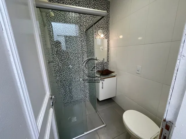 Imagem 6: EXCELENTE KIT TODA REFORMADA, DIVIDA E COM ELEVADOR NA SCLRN 716 ASA NORTE