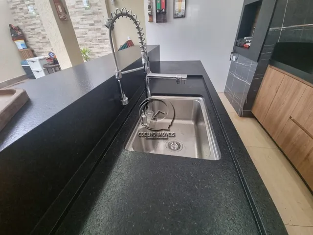 Imagem 13: RUA 10 LINDA CASA MODERNA SEMINOVA ALTO PADRÃO 3 SUÍTES ARMÁRIOS LOTE DE 400M²
