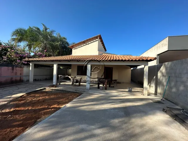 Imagem 1: OPORTUNIDADE ÚNICA CASA 3 SUITES CONDOMÍNIO FECHADO EM ARNIQUEIRA