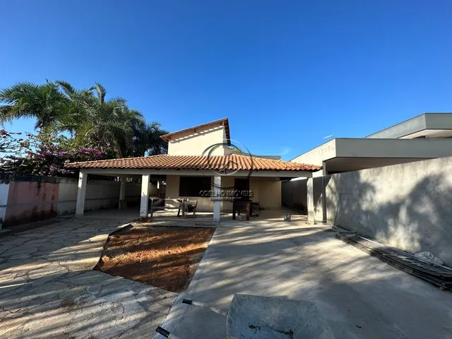 Imagem 2: OPORTUNIDADE ÚNICA CASA 3 SUITES CONDOMÍNIO FECHADO EM ARNIQUEIRA