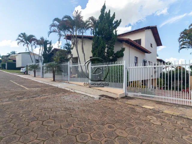 Imagem 2: BELÍSSIMA CASA CONDOMÍNIO VILLAGE ALVORADA 06 QUARTOS E LAZER ESPETACULAR JARDIM
