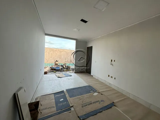 Imagem 12: CASA ESPETACULAR NOVA COM 04 SUÍTES NO MELHOR CONDOMÍNIO DE ARNIQUEIRAS COM PISCINA