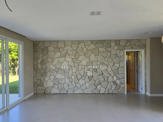 Imagem 5: Maravilhosa casa Duplex, 5 suítes, integrada com a natureza, Condomínio Busca Vida