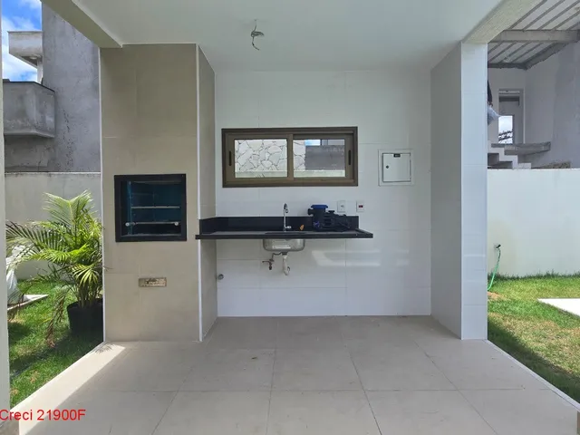 Imagem 2: Excelente casa Duplex, 4 suítes + Home Office, Alto padrão, Nova, Piscina e Área