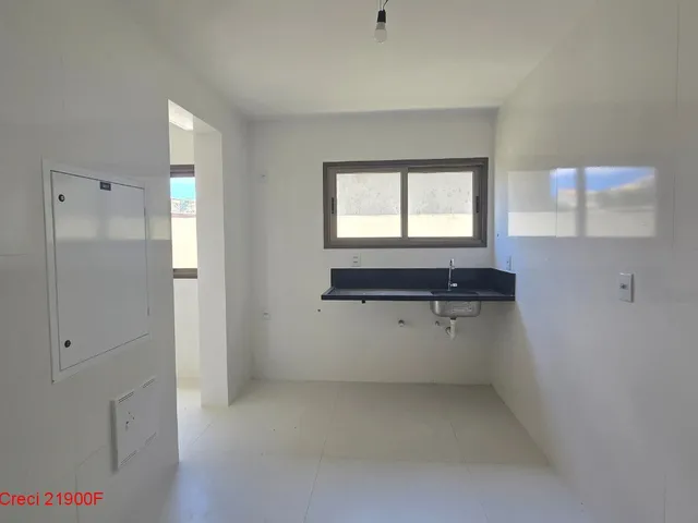 Imagem 14: Excelente casa Duplex, 4 suítes + Home Office, Alto padrão, Nova, Piscina e Área