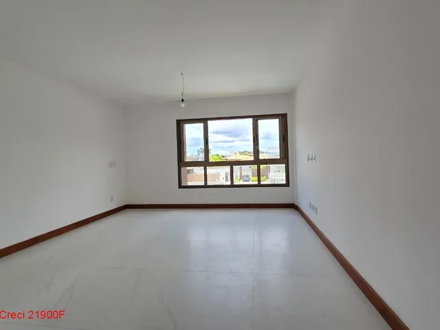 Imagem 9: Excelente casa Duplex, 4 suítes + Home Office, Alto padrão, Nova, Piscina e Área