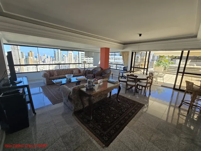Imagem 2: Excelente cobertura duplex, 4 suítes, 431m², nascente, 5 vagas, infra, elevador