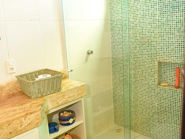 Imagem 6: Excelente casa Duplex, 3 quartos, sendo 2 suítes, terreno amplo com árvores frutíferas