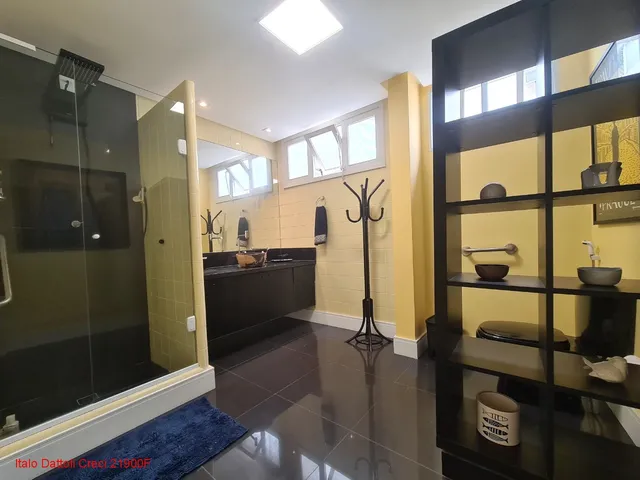 Imagem 4: Excelente apartamento 4/4, sendo 1 suíte, reformado, oportunidade, 2 vagas, 224m²