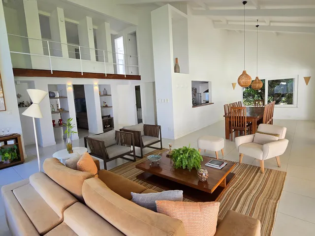 Imagem 4: Maravilhosa casa Duplex, 4 suítes, Área verde ampla, Árvores Frutíferas, integrada