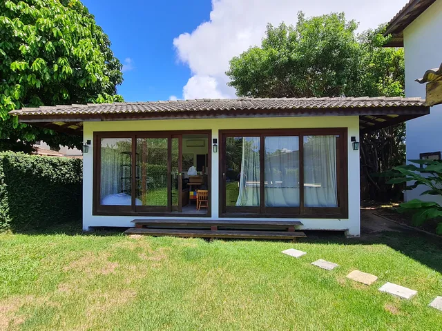 Imagem 5: Casa dos sonhos com 5 suítes, Combinação harmoniosa de natureza e conforto moderno