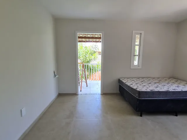 Imagem 2: Excelente casa Duplex 5 suítes, terreno amplo com lagoa, Busca Vida, Camaçari, BA