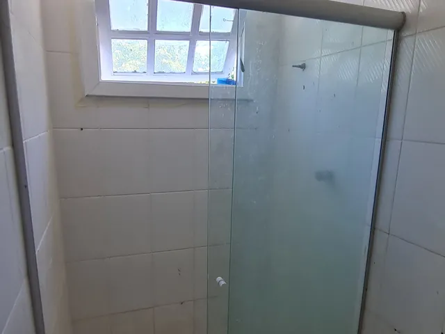 Imagem 9: Excelente casa Duplex 5 suítes, terreno amplo com lagoa, Busca Vida, Camaçari, BA