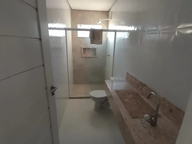 Imagem 16: Excelente Oportunidade, casa Duplex, 5 suítes, nascente, bem ventilada, Alphaville