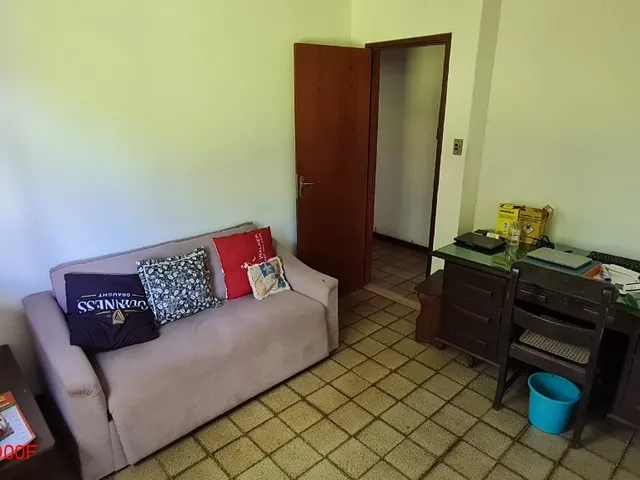 Imagem 3: Excelente Chácara com terreno amplo repleto de árvores frutíferas, com sede com 6