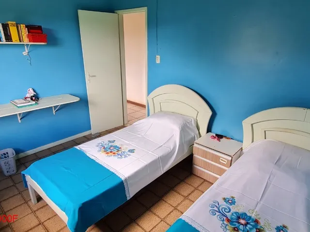 Imagem 5: Excelente Chácara com terreno amplo repleto de árvores frutíferas, com sede com 6