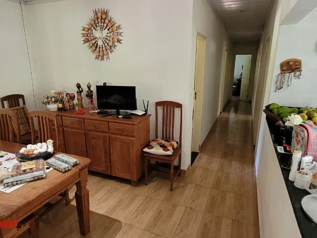 Imagem 12: Maravilhoso Terreno com 44 mil m² de área verde, Sede com 4 quartos, sendo 2 suítes